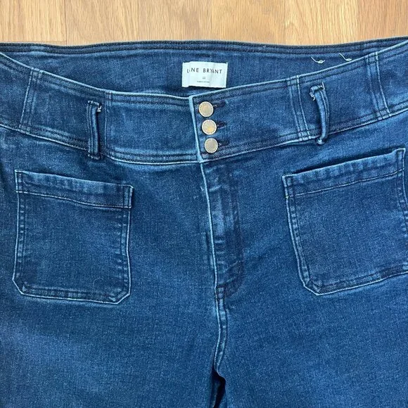 lane bryant - ultra high rise flare denim jean - flex magic waistband - size 22 - Picture 3 of 10